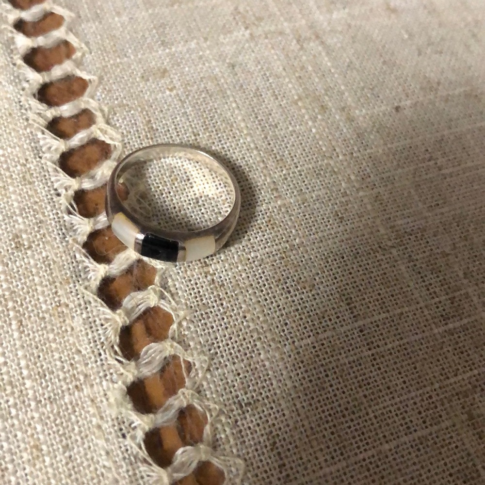 Ring - Picture 3 of 3